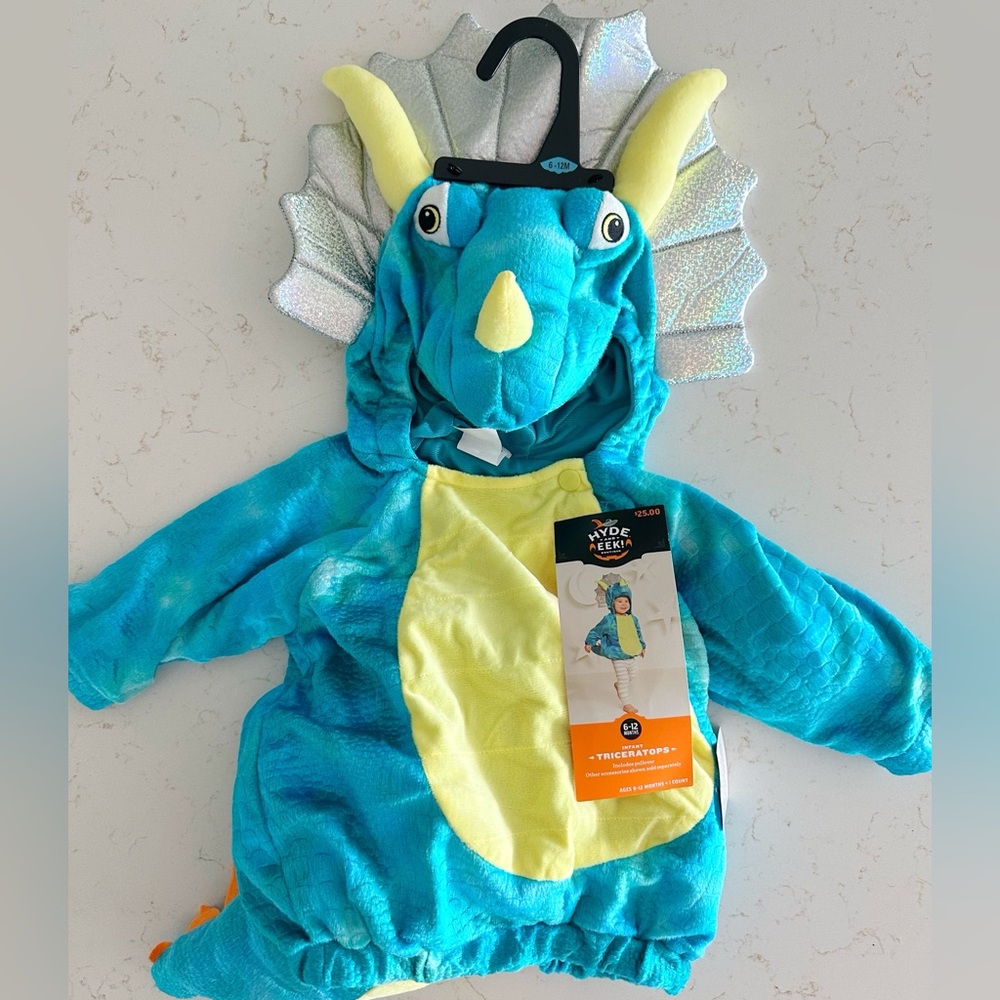 NEW Baby Triceratops dinosaur Halloween costume 6-12 months